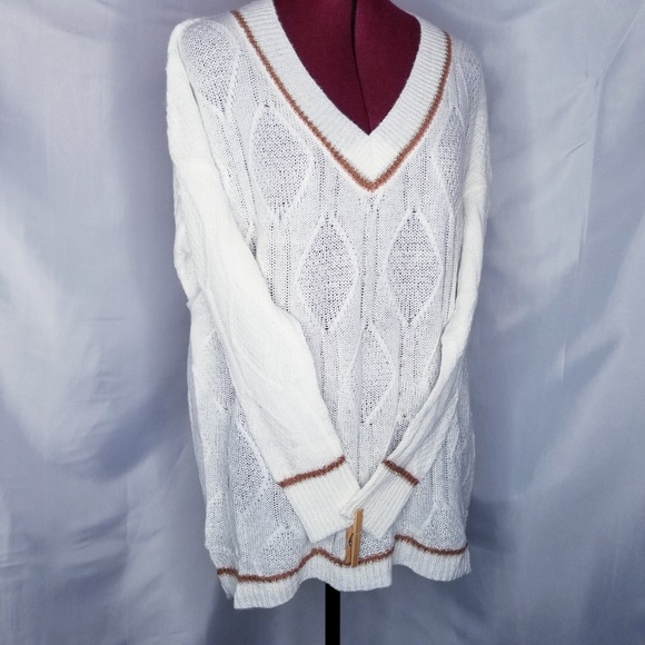 S or M left***Ivory wool mohair Sweater - Picture 4 of 8